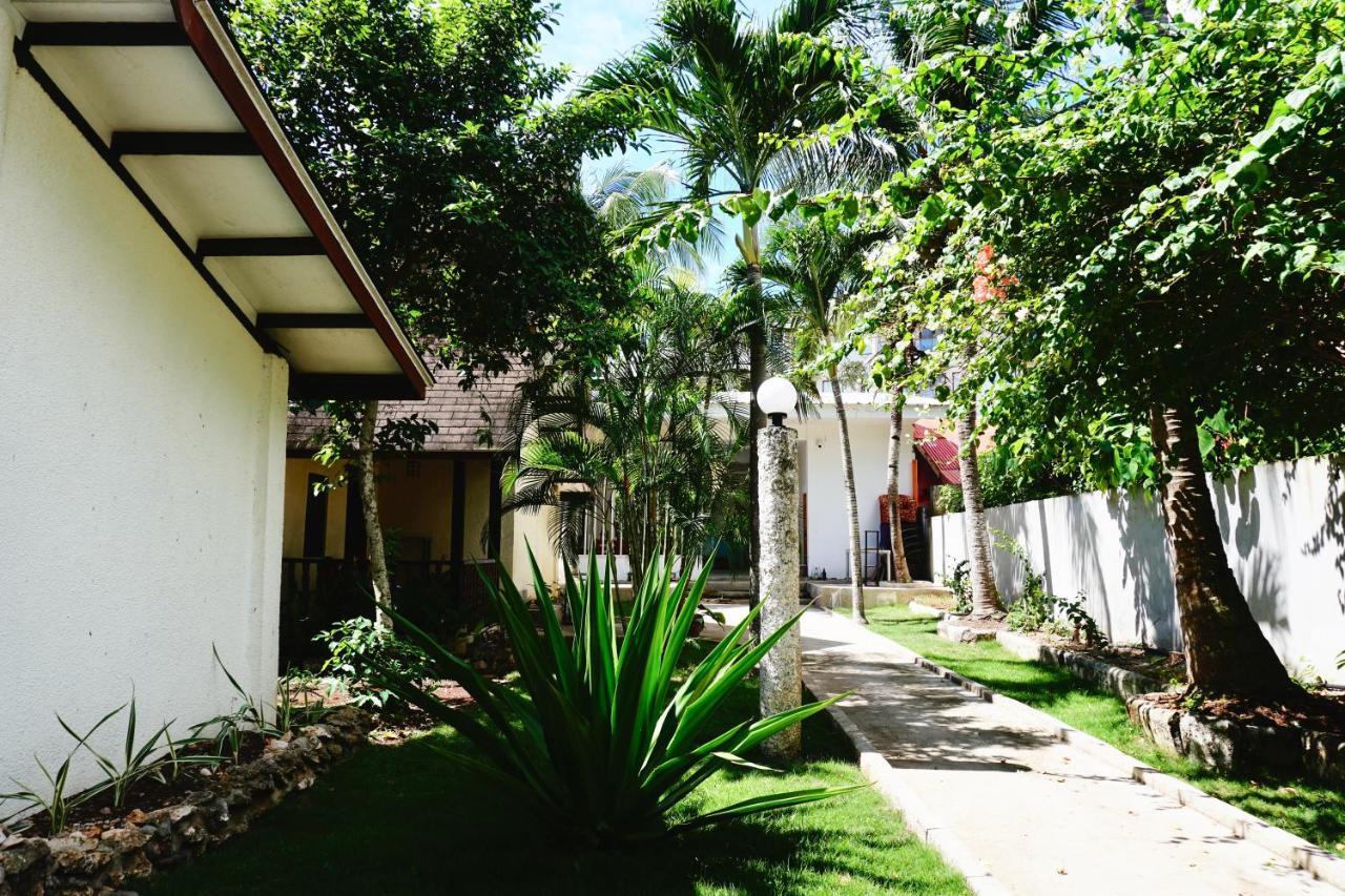 Flower Garden Resort Panglao Esterno foto